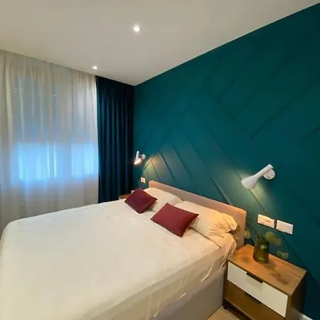 Casa Del Bosco! Apartment Tirana